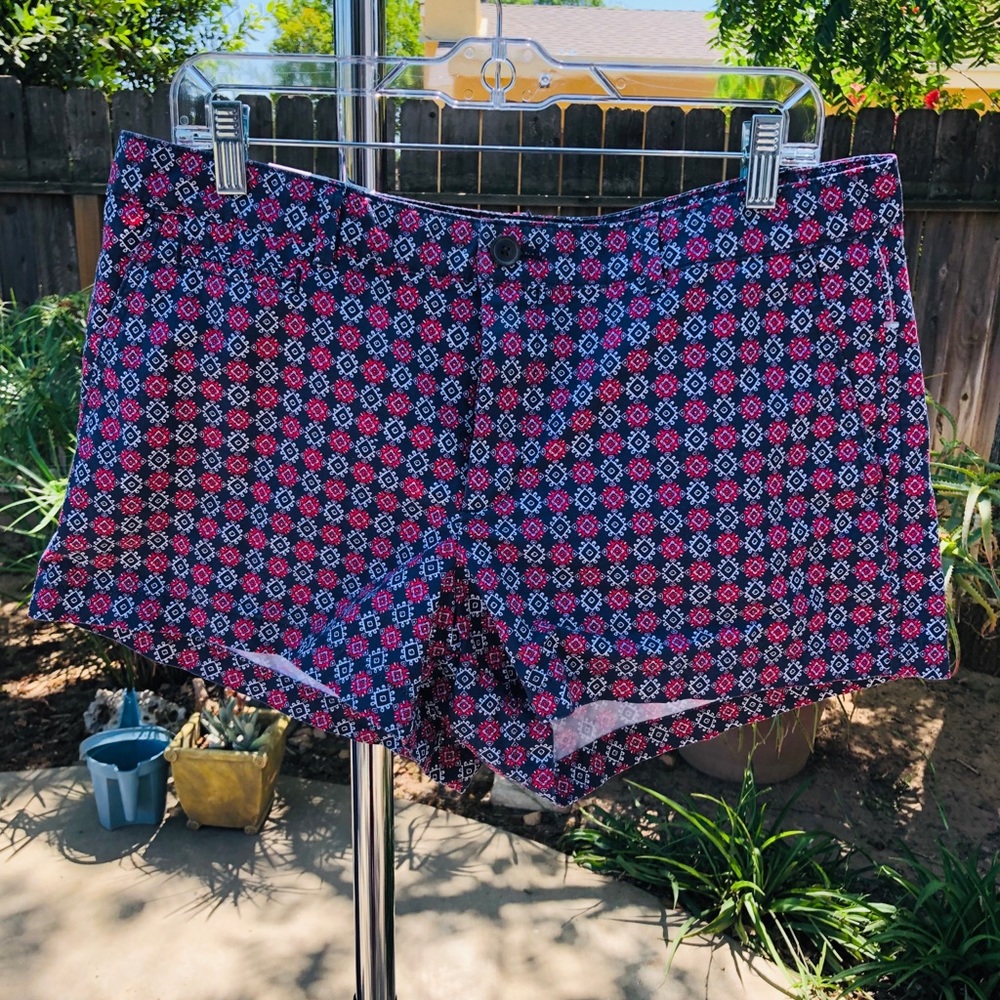 Gap shorts